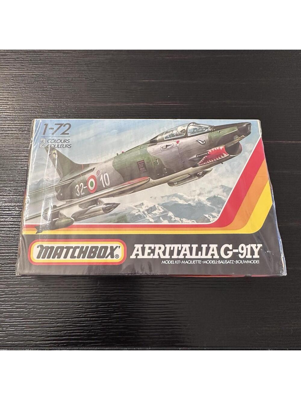 VTG Matchbox Aeritalia G-91Y PK-34 Model Kit 1-72 2 Colours Brand New Sealed